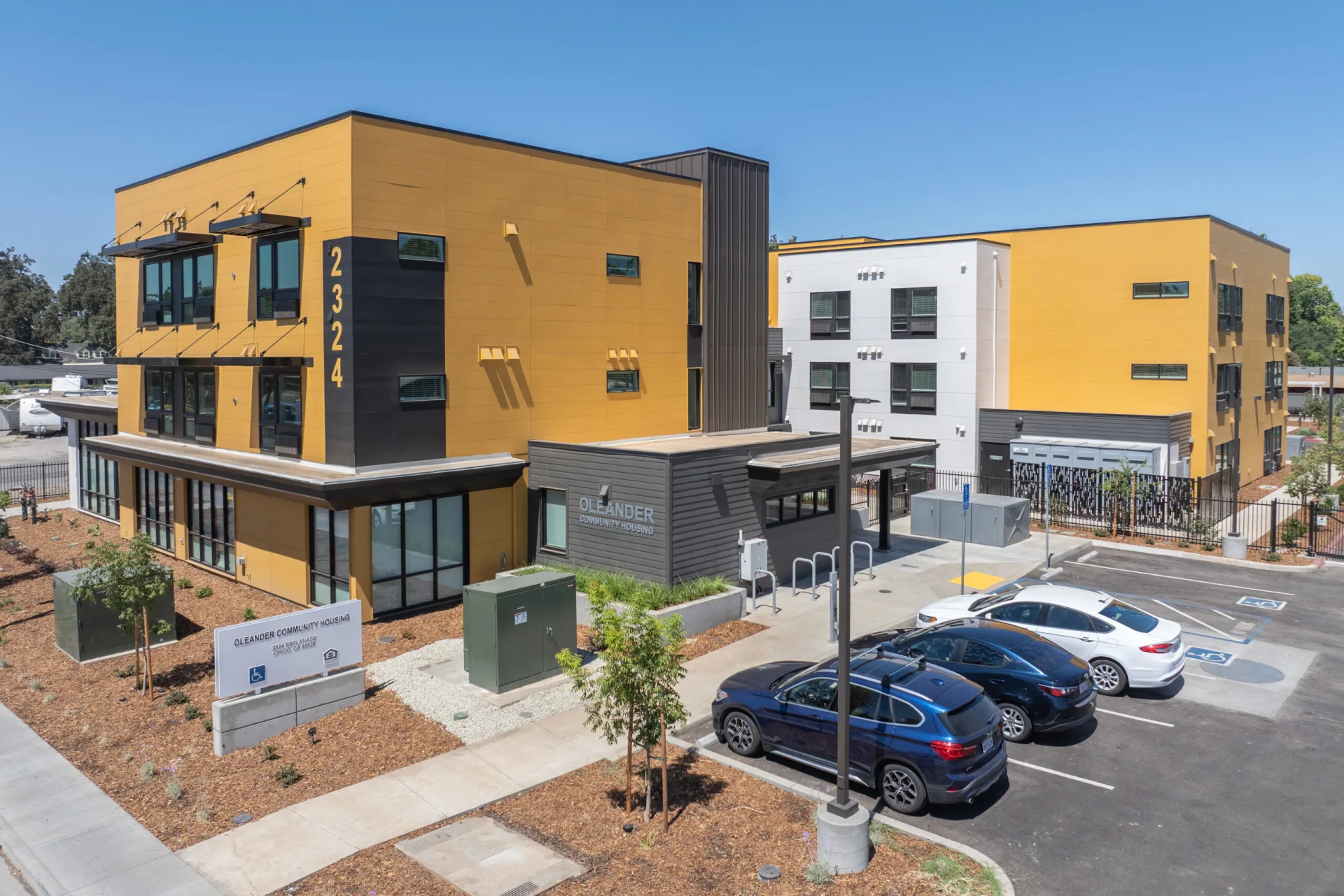 Oleander Apartments
